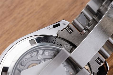 how to check omega watch serial number